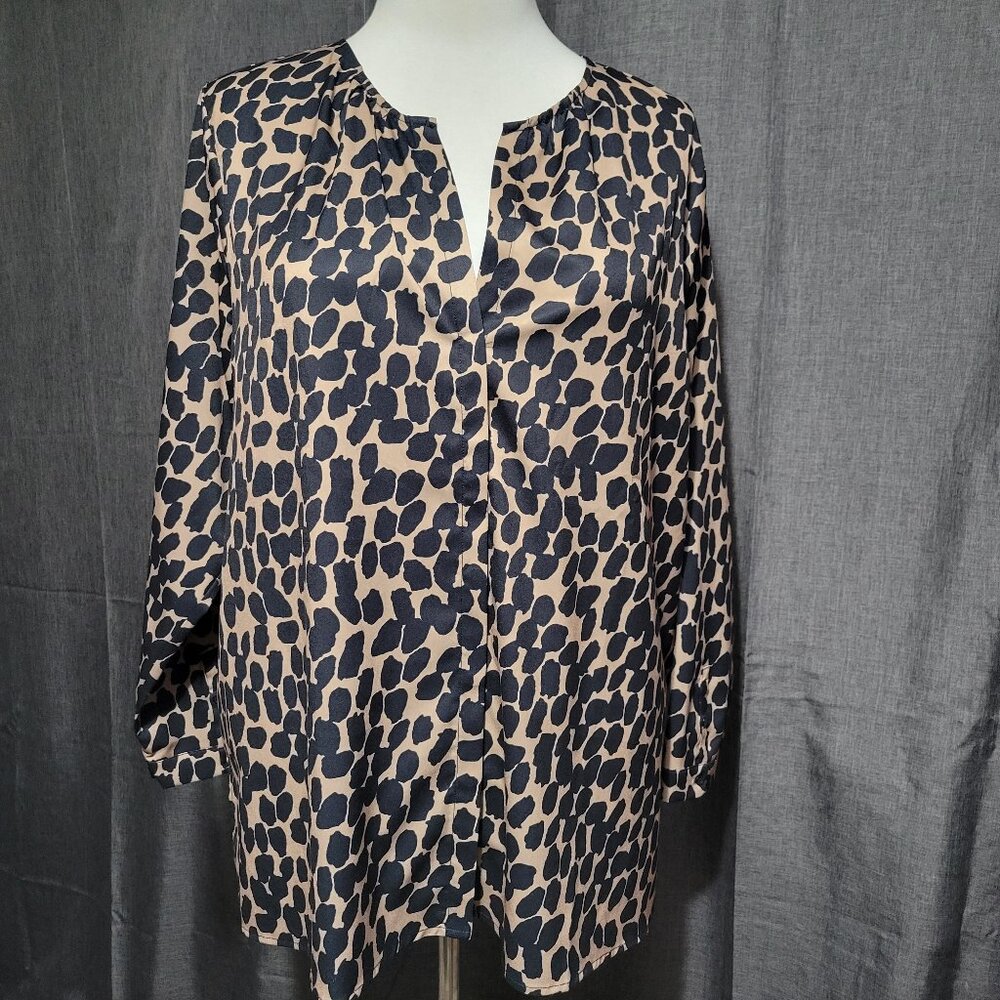 V-neck Cheetah Print Blouse 2X
